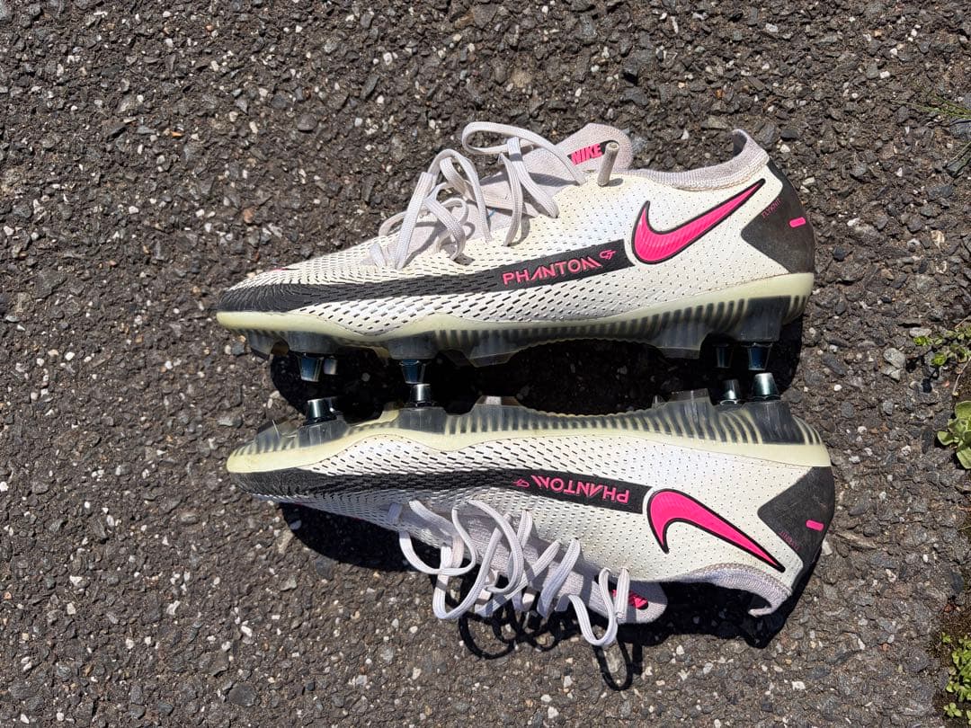 Nike Phantom サッカーシューズ ホワイト/ピンク