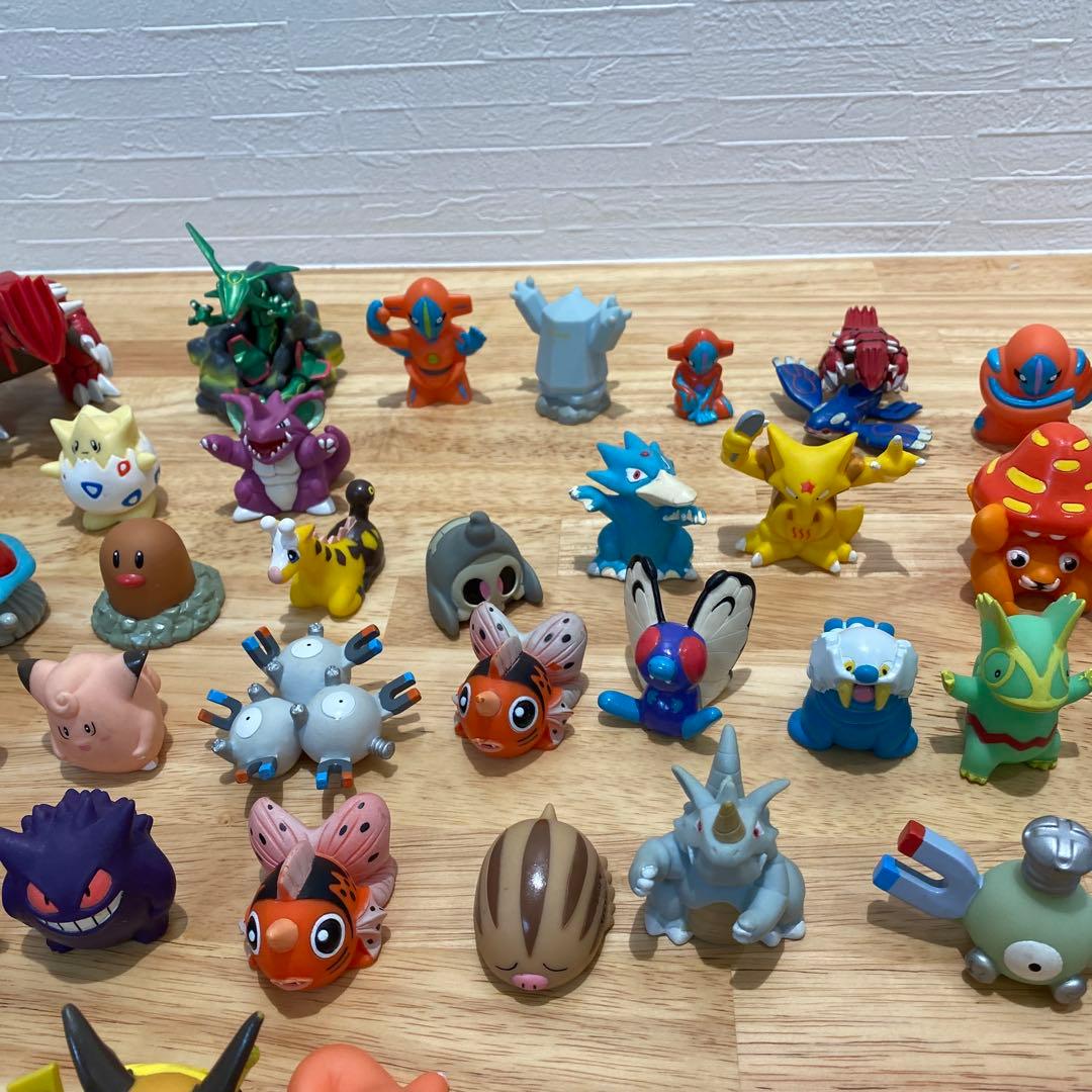 ポケモン指人形など　約85体 レア・クリア・ビッグフィギュア含む