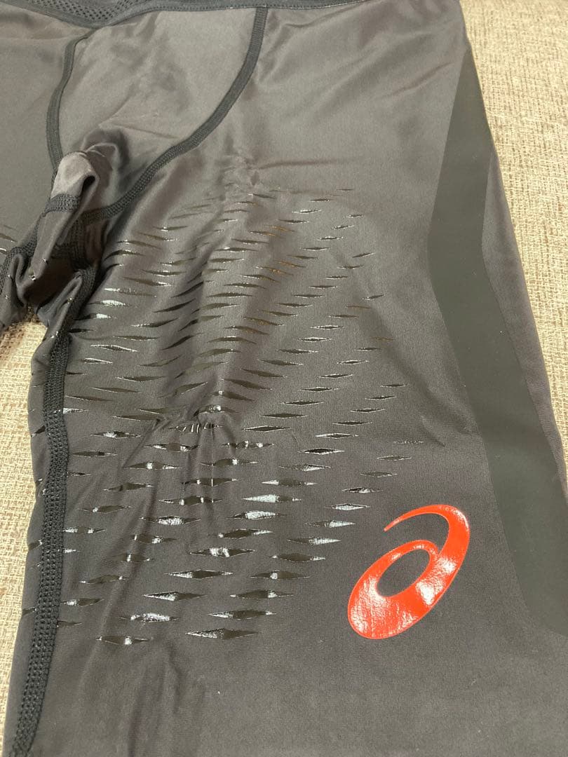 新品 アシックス SPEED TIGHT Mサイズ