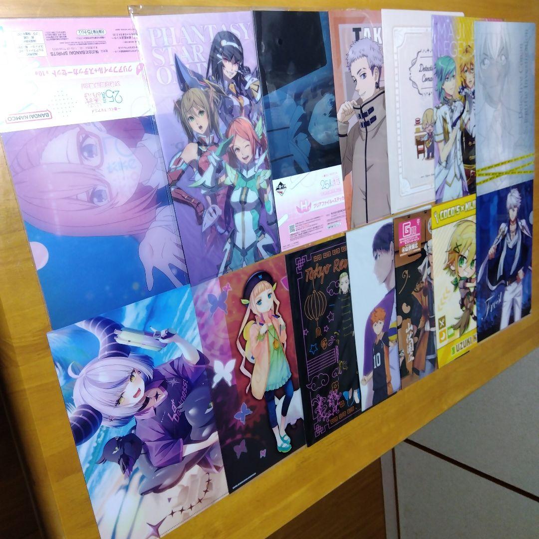 アニメ ノンジャンル 美少女系など　Ａ−４クリアファイル まとめ売り大量２５０枚