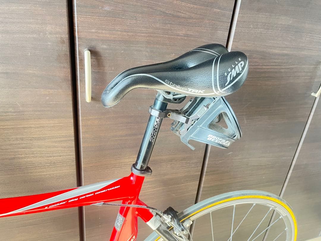 フェルト　トライアスロンバイク レッド