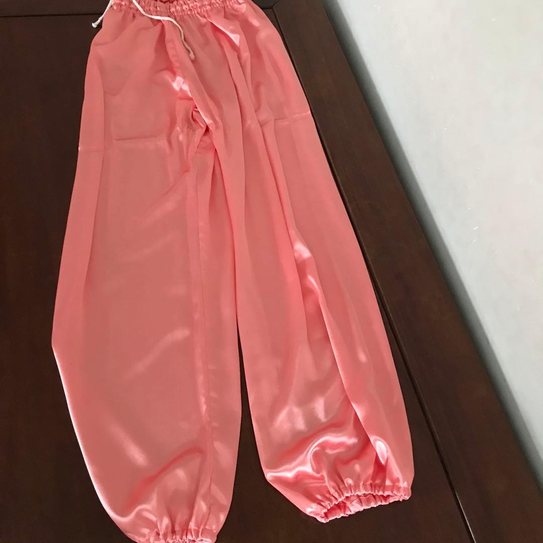 未使用品　サテン　太極拳　コスチューム　上下　Lサイズ