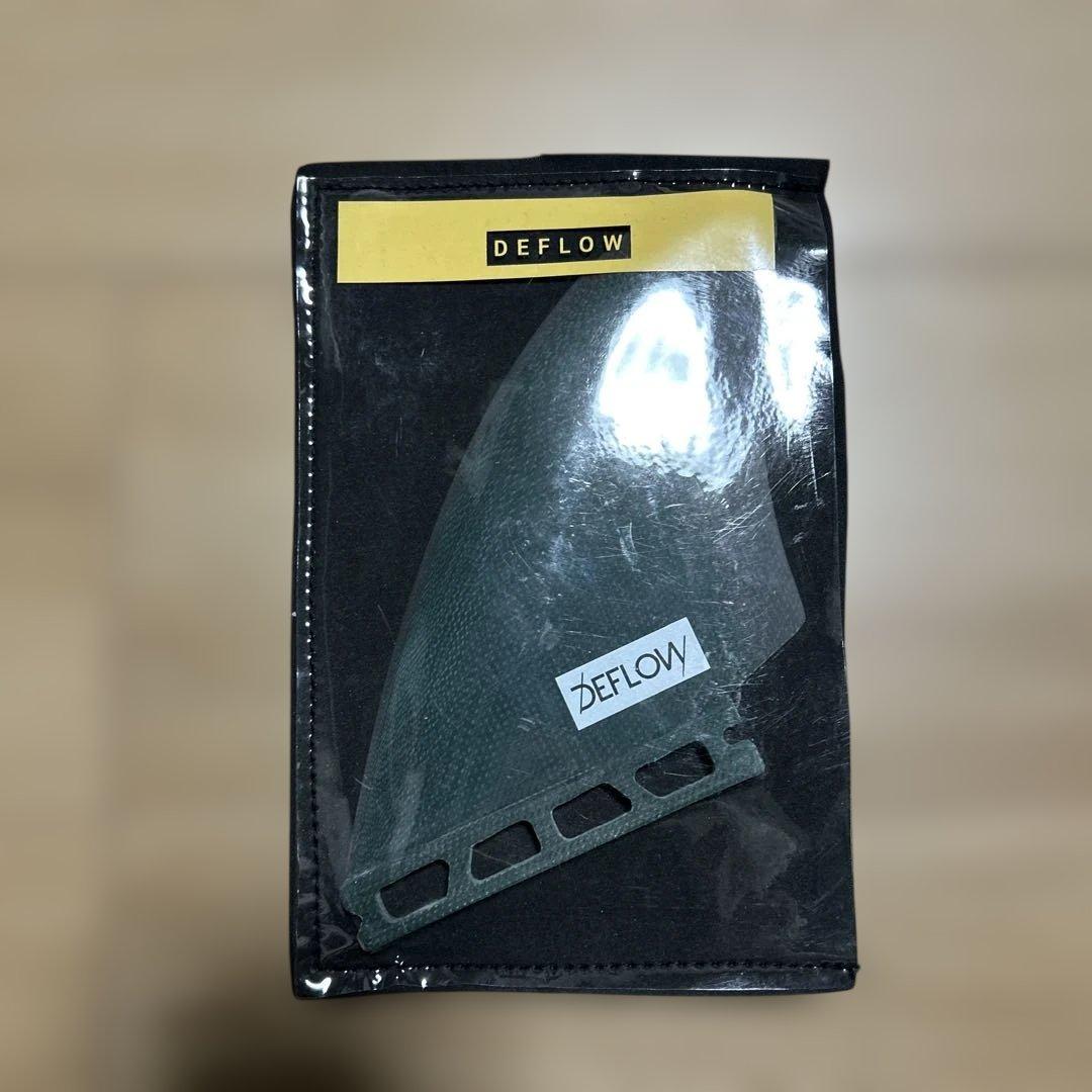 小さめツイン　美品　DEFLOW ツインフィン　キールフィン