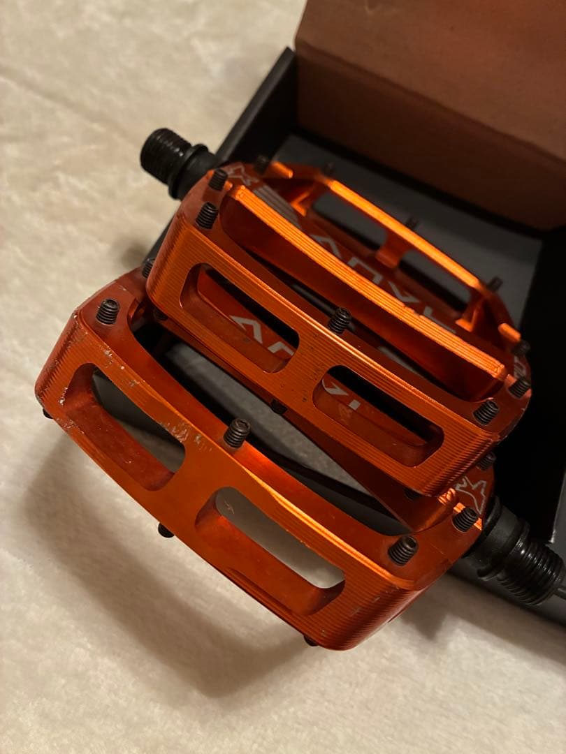 ANVL TILT フラットペダル オレンジ