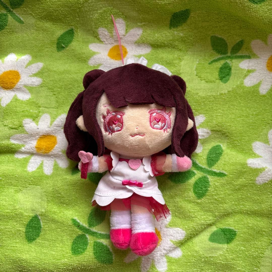 【最終値下げ】きゅるりんてしてみて　チバゆな　ぬいぐるみとバッジのセット