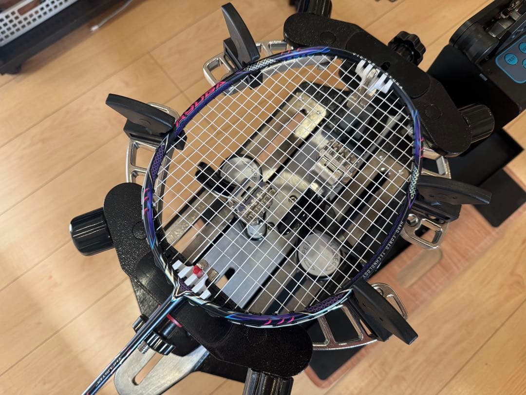 Kurflo 電動式ストリングマシン_バドミントン・テニス用_新古品