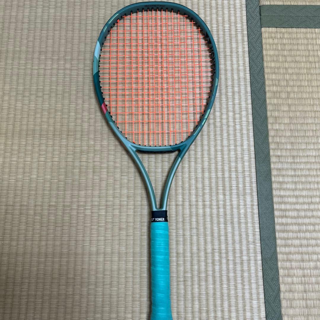 PERCEPT 104 テニスラケット 290g