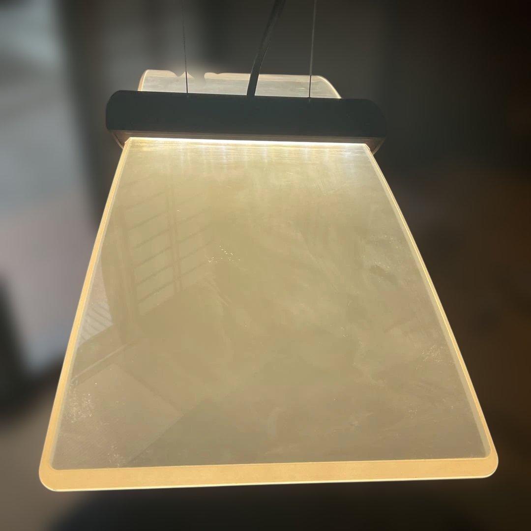 SHARP製　LED ペンダントライト 曲線デザイン