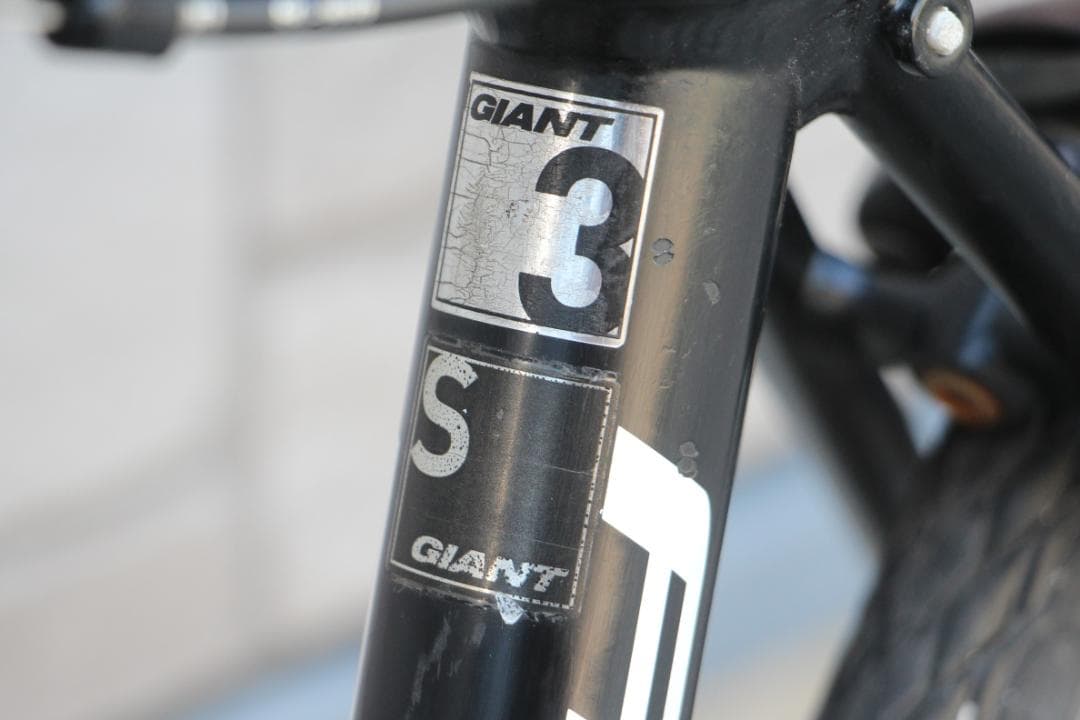 引き取り限定♪人気のGIANT♪DEFY3♪軽量アルミフレーム♪スポーツの秋に♪