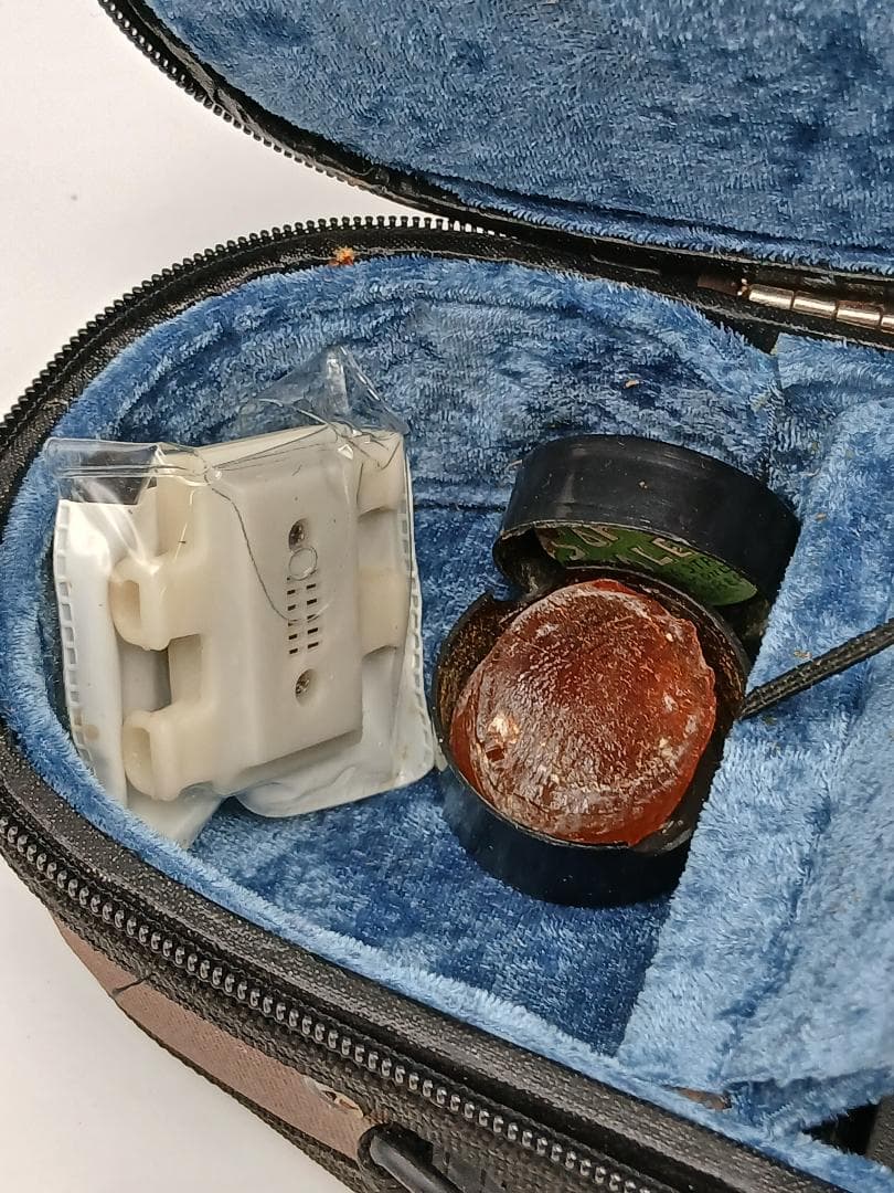 Artisan SVS-400 4/4 専用ケース付き バイオリン 現状品