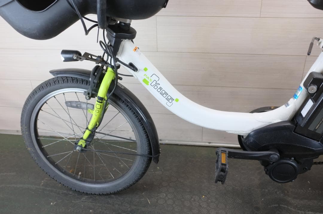 電動自転車 ヤマハPAS KISS　 20インチ 3段変速 8.7Ah