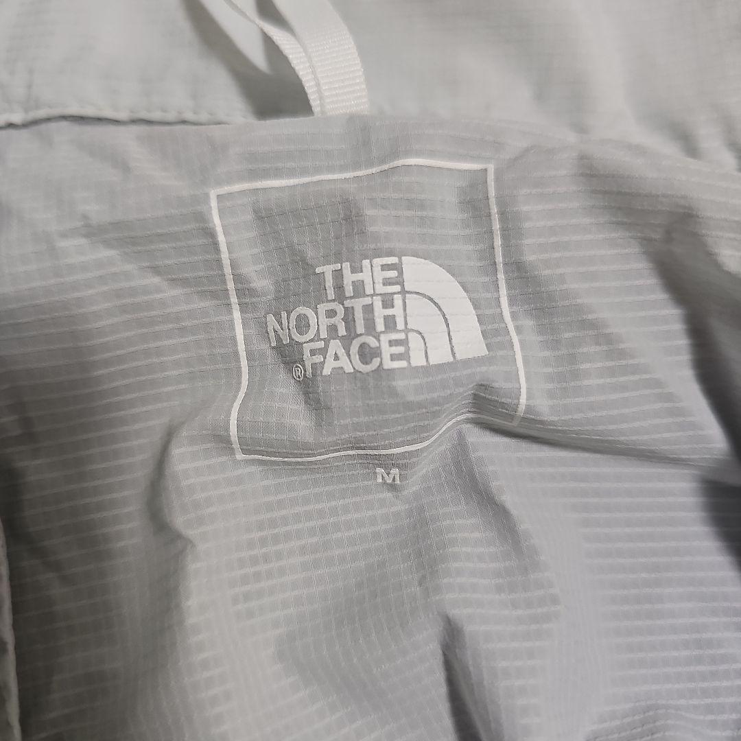 THE NORTH FACE ウィンドブレーカー ホワイトグレー