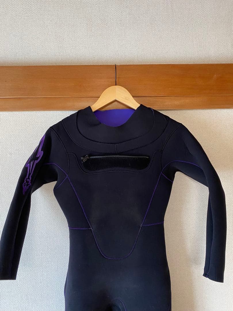DOVEウエットスーツ