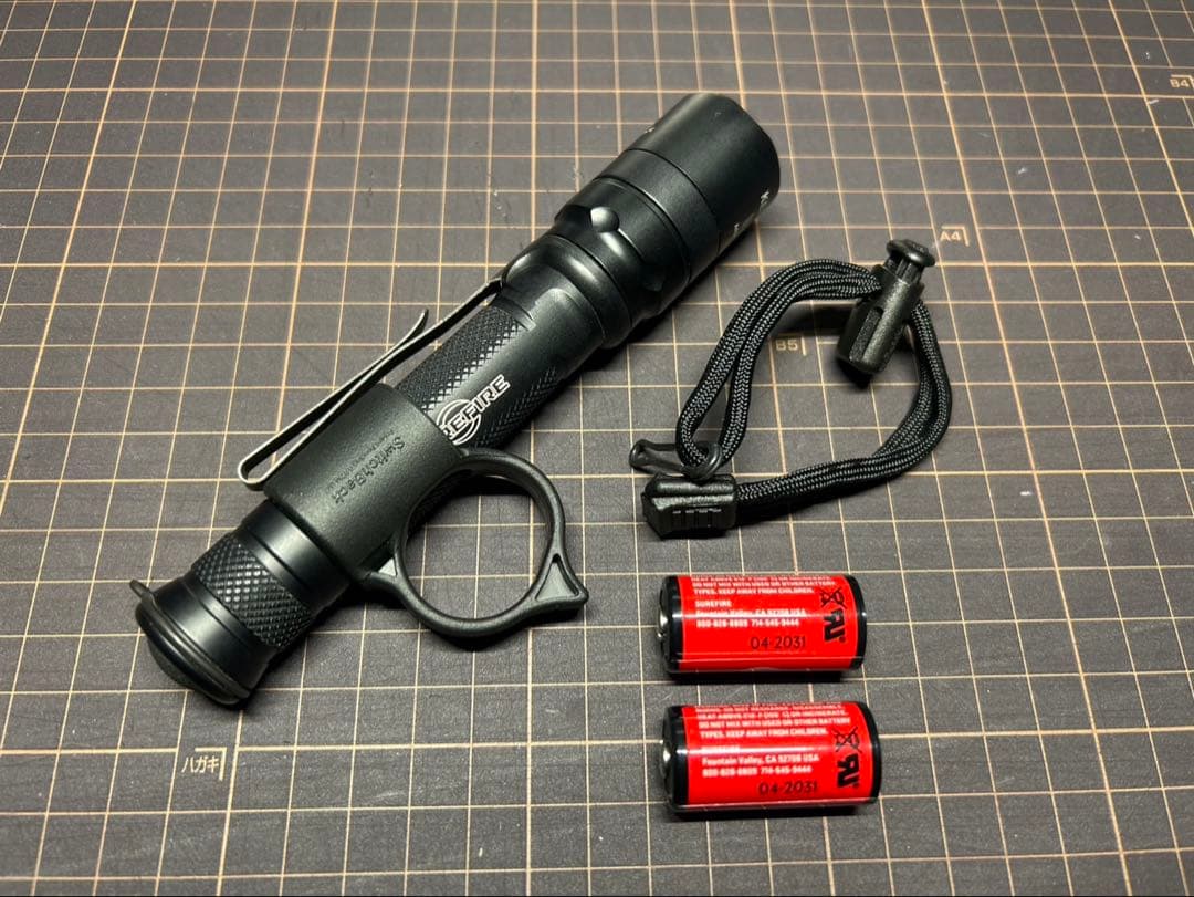 ライト・ランタン SUREFIRE EDCL2-T