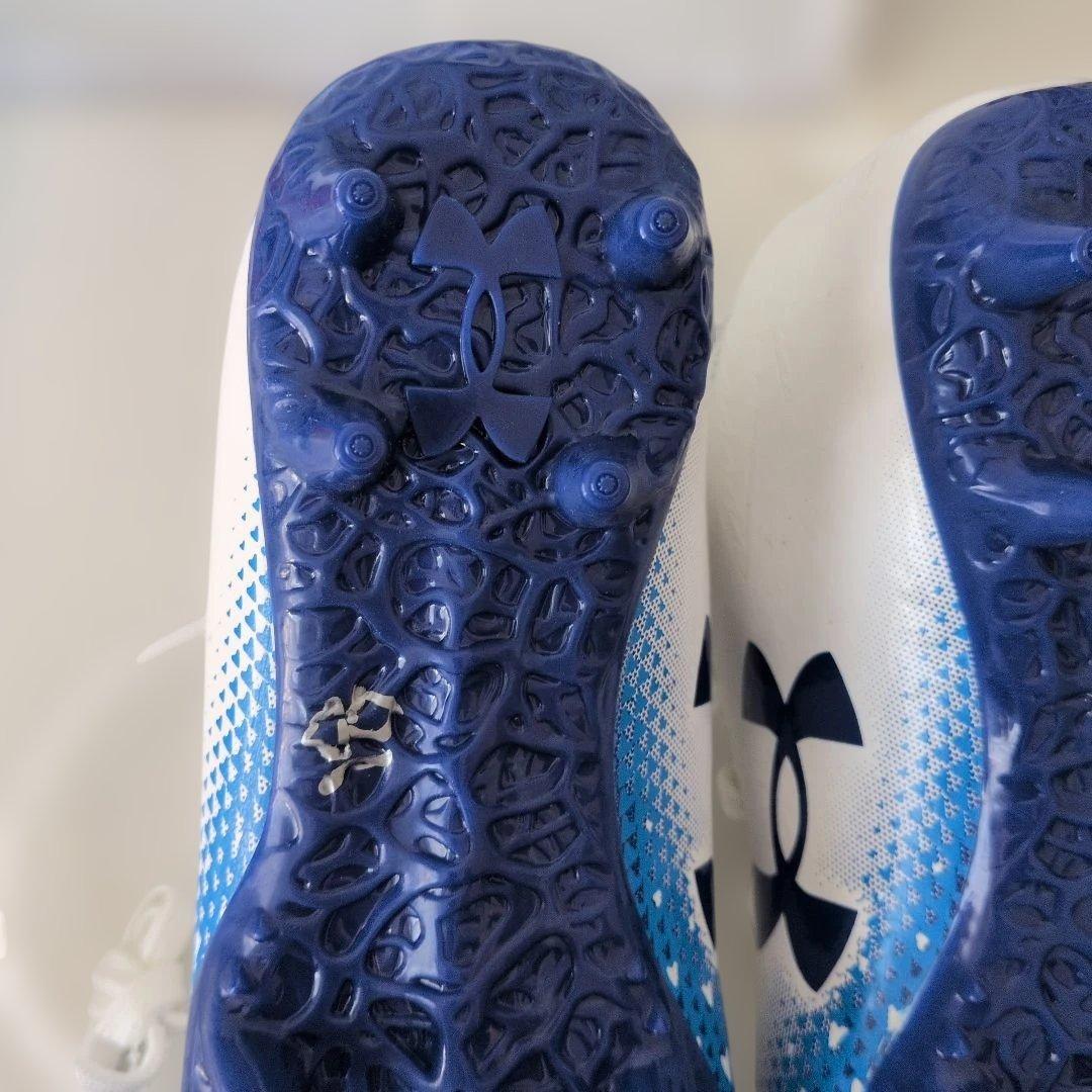 Under Armour サッカー スパイク 4Y ホワイト/ブルー 23cm