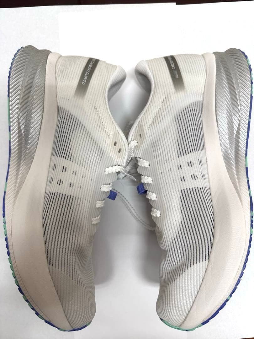 YONEX カーボンクルーズ エアラス 26cm ランニングシューズ 美品