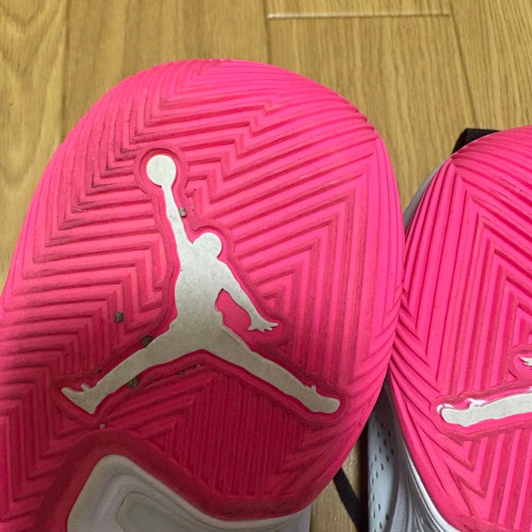 SALE❗️【NIKE】エアジョーダン　バスケットシューズ ホワイト/ピンク