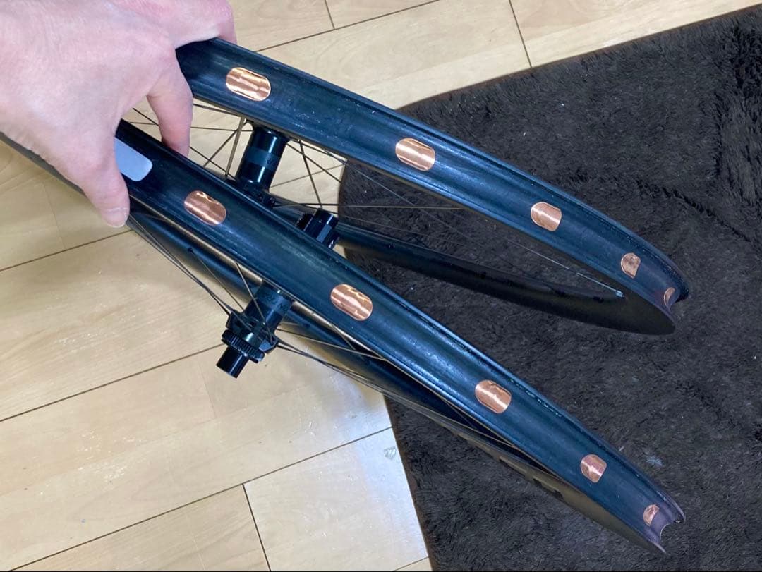【bontrager】カーボンホイールAeolus Pro37 おまけ付き