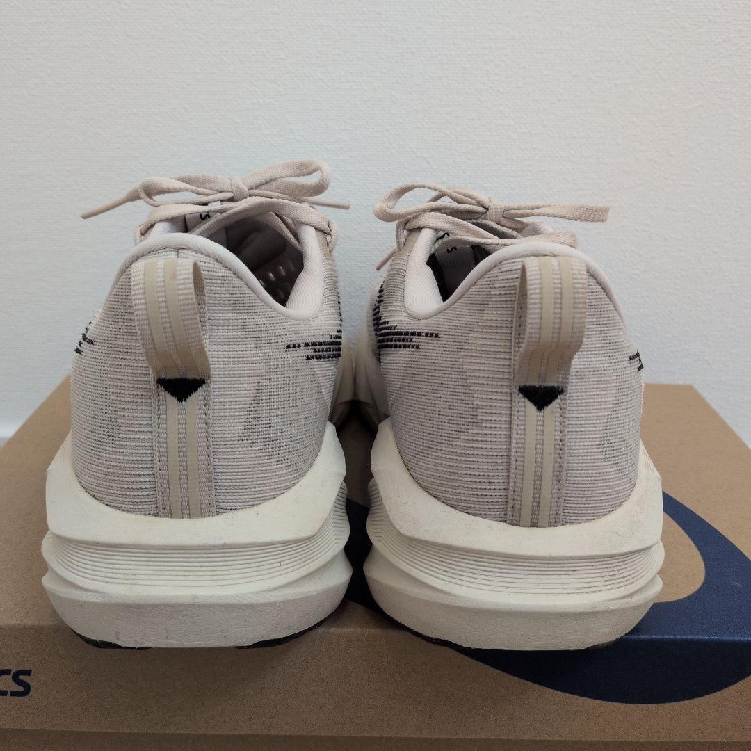 asics NOVABLAST 5　アシックスノヴァブラスト 27.5センチ