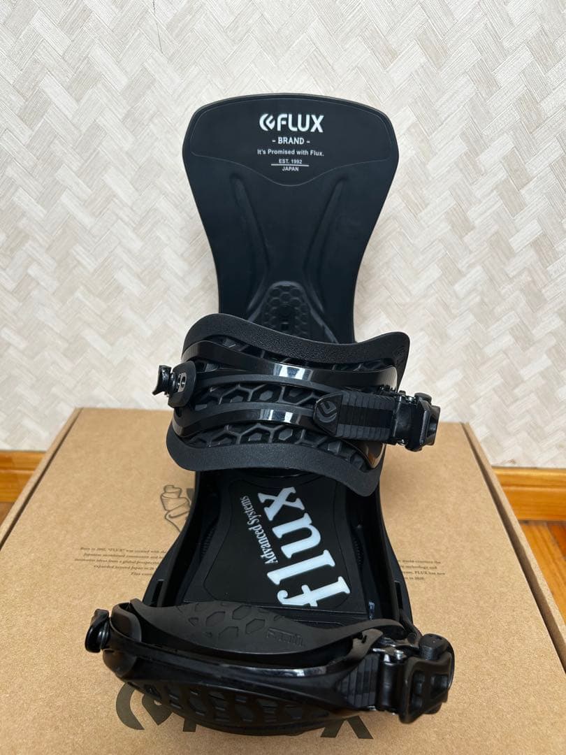 Flux F23XVMT ビンディング Mサイズ
