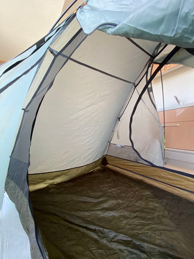 グレー ドーム型　吊り下げ式　テント　Big Sky Chinook 2P
