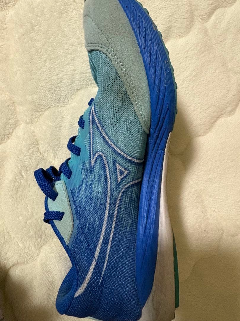 MIZUNOウエーブデュエル 4 WAVE DUEL 24.5