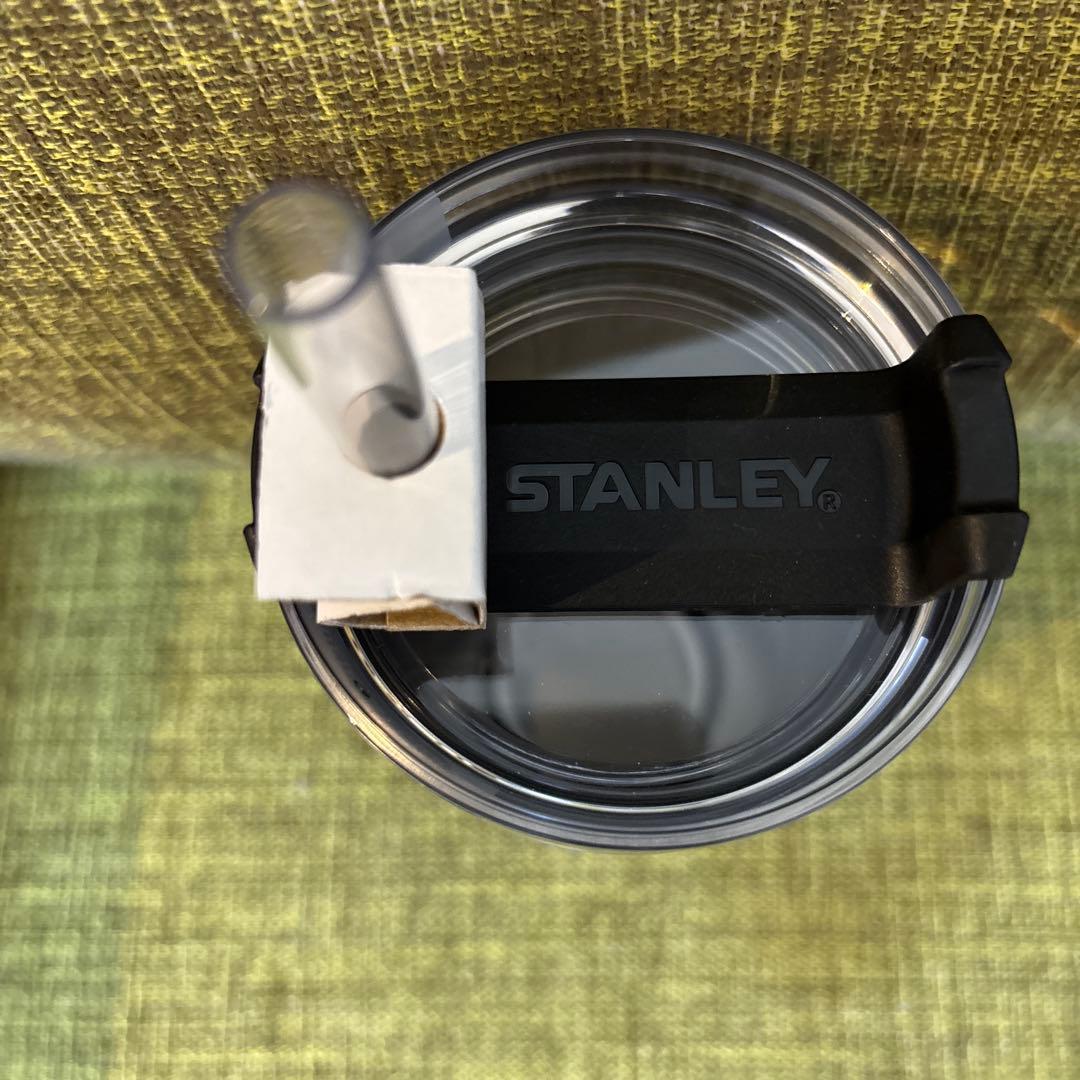 STANLEYタンブラークエンチャー　コラボ　ニューエラ　　新品未使用