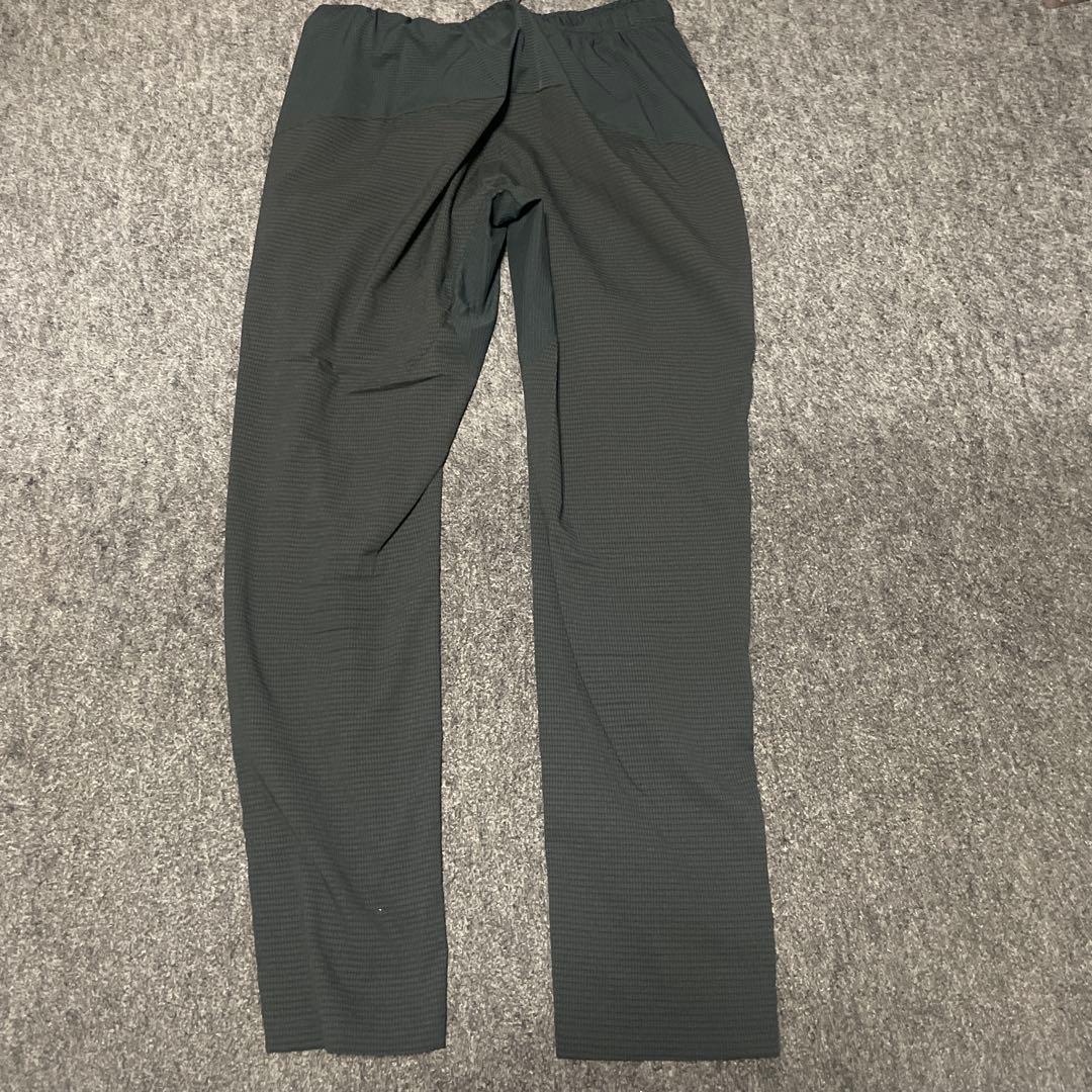 ATHLETA ジャージ上下セット ブラック　o-rei