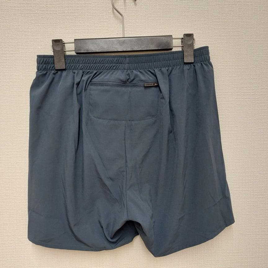 【*ズ様 SAYSKY ランニングパンツ Mサイズ 新品未使用