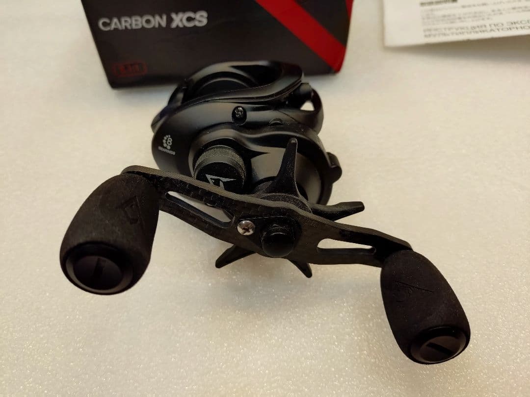 ベイトリール　ピシファン　カーボンXCS　PISCIFUN CARBON XCS