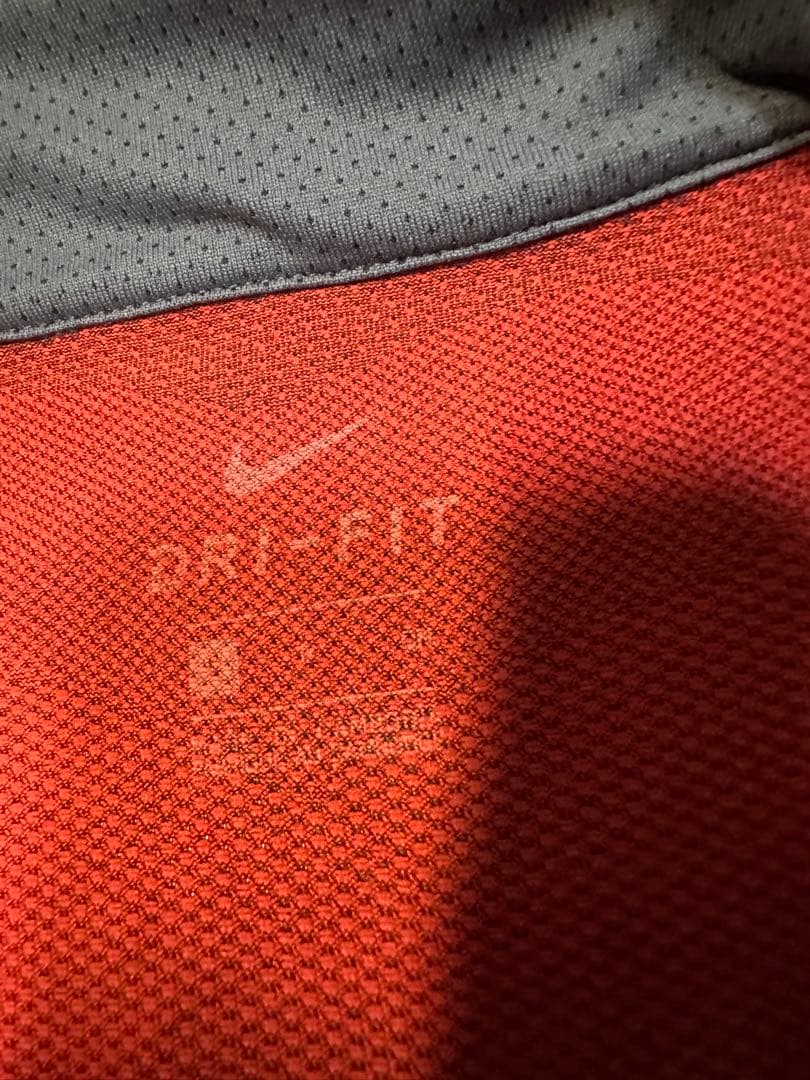 Nike Gyakusou ギャクソウ　ハーフジップトップ レッド