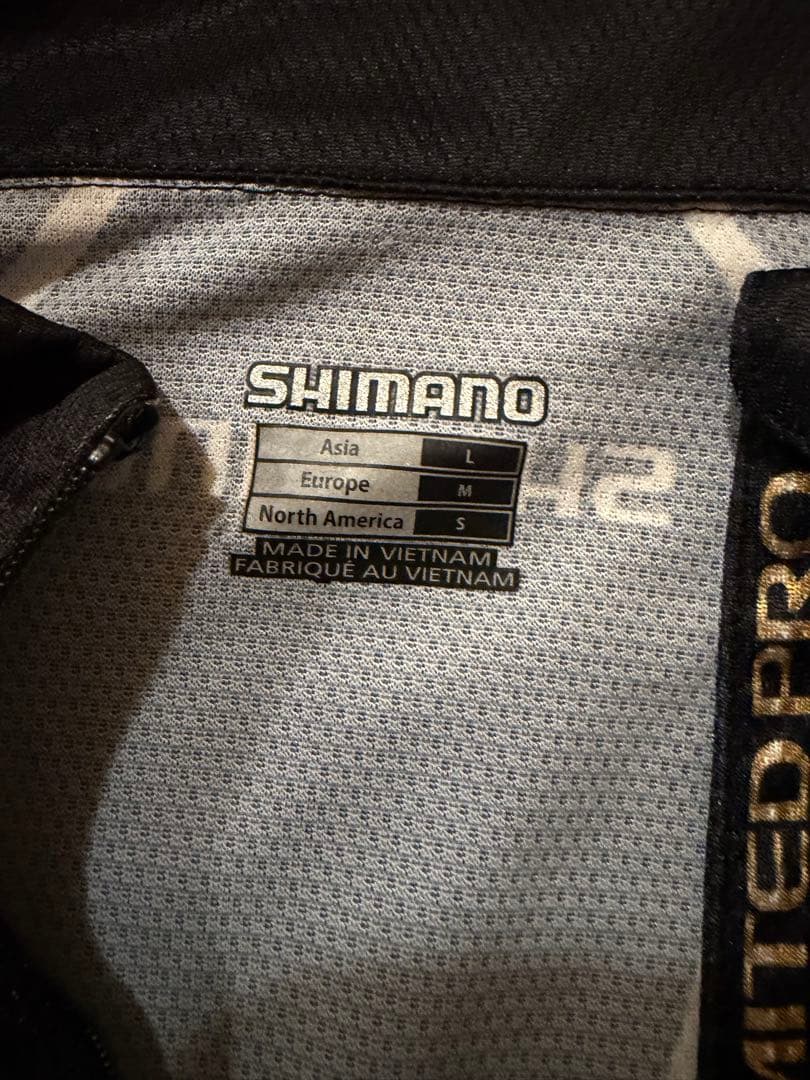 シマノ リミテッドプロ フルジップシャツ 鮎