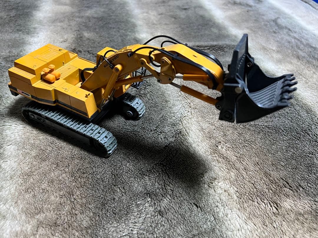 KOMATSU 建設機械　PC650 LOADING SHOVEL 重機