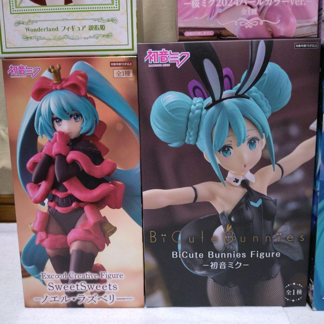 初音ミク　プライズ　フィギュア　11体