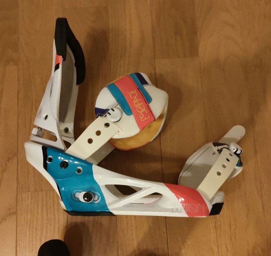 BURTON バートン スノーボード バインディング Mサイズ エスカペード