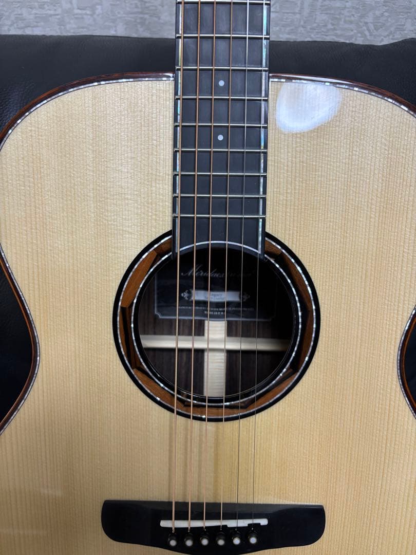 Merida メリダ　Guitar Legacyレガシー　ギター