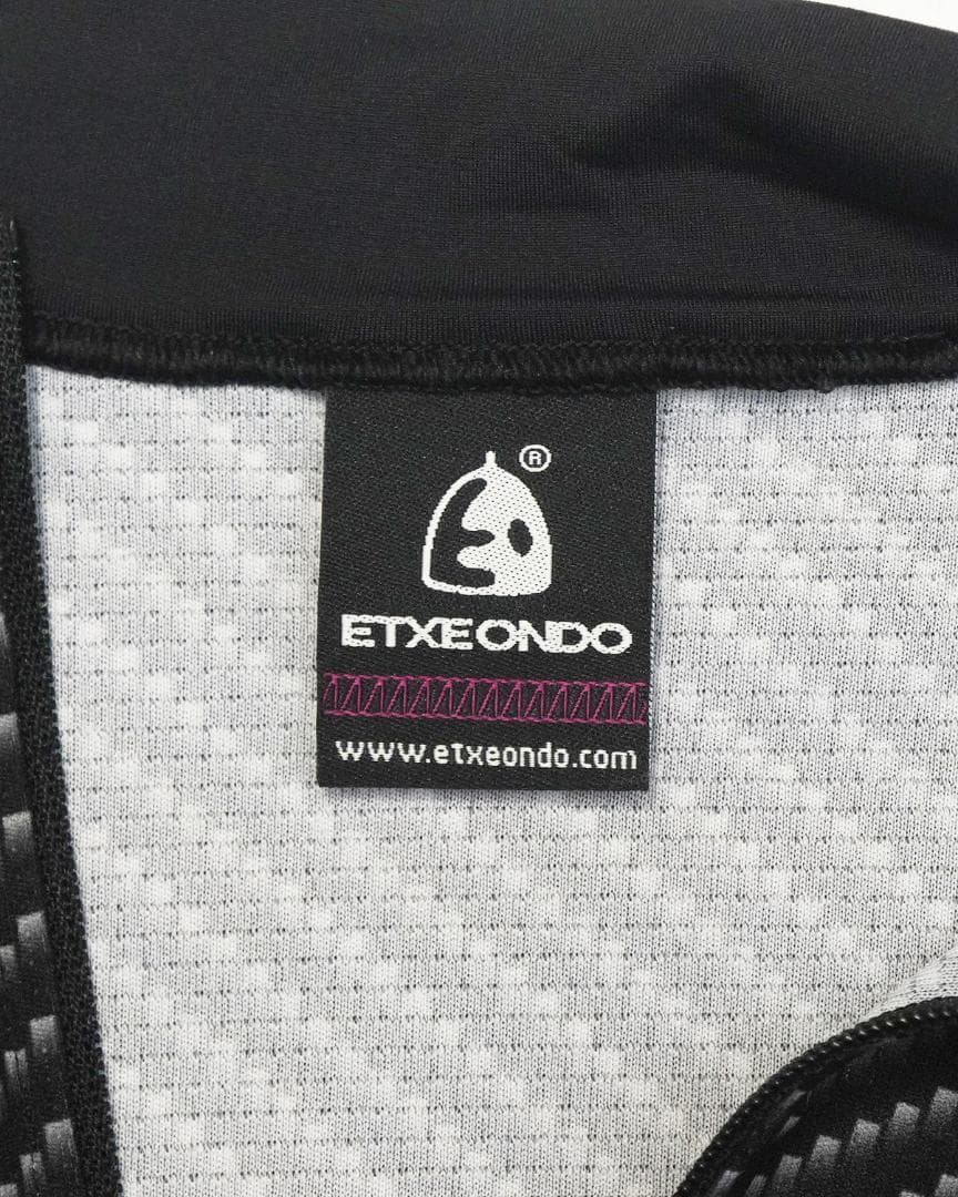 ETXEONDO サイクルジャージ 赤/黒 半袖