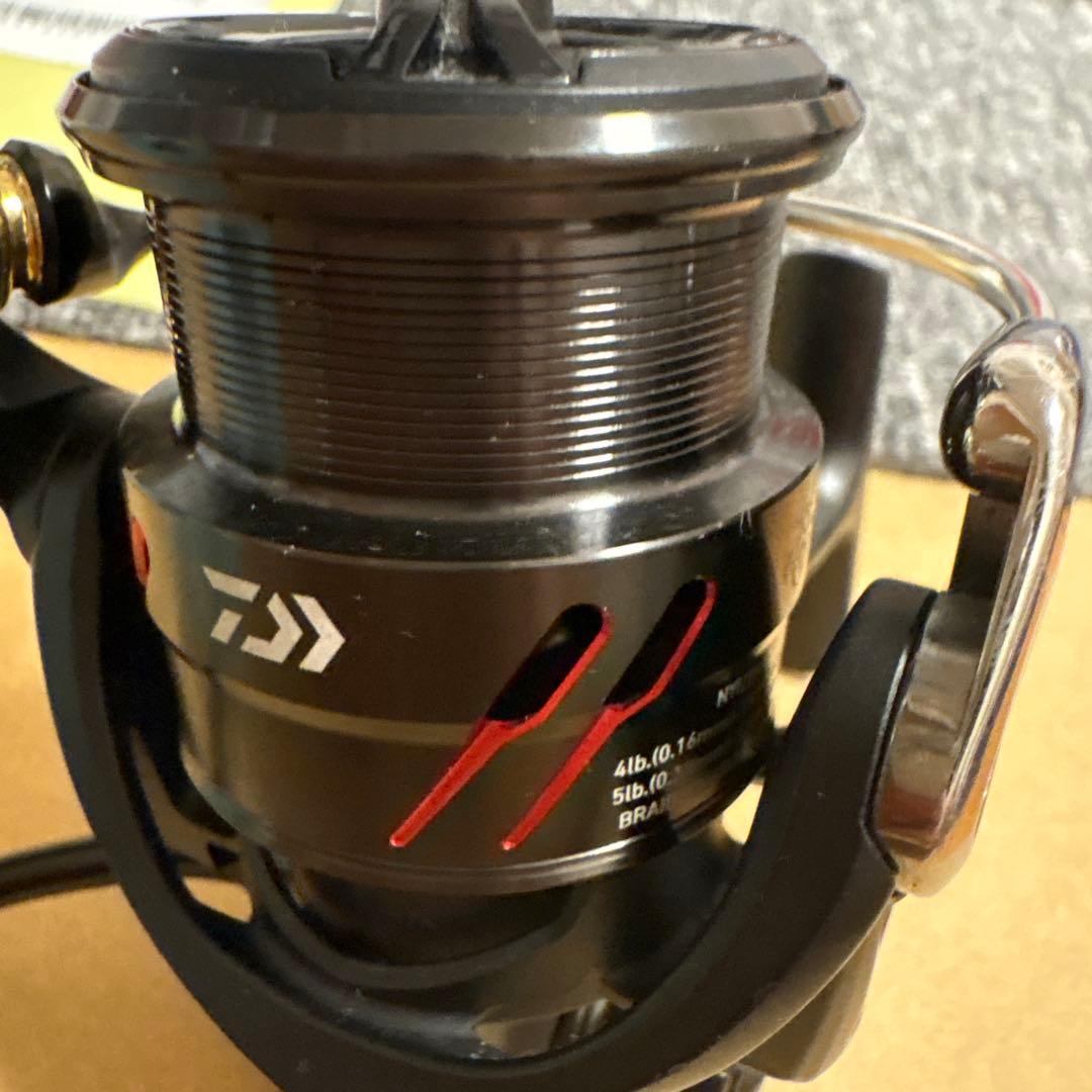 ［土日限定価格］ ダイワ　18タトゥーラLT 2500S-XH