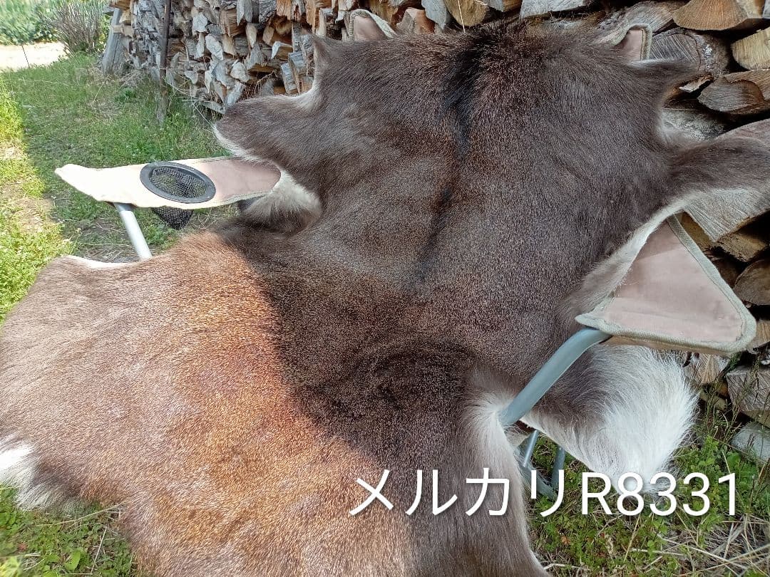 天然日本鹿の毛皮　ラグ