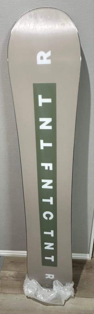157cm FNTC TNT R 板 スノー ボード ダブルキャンバー