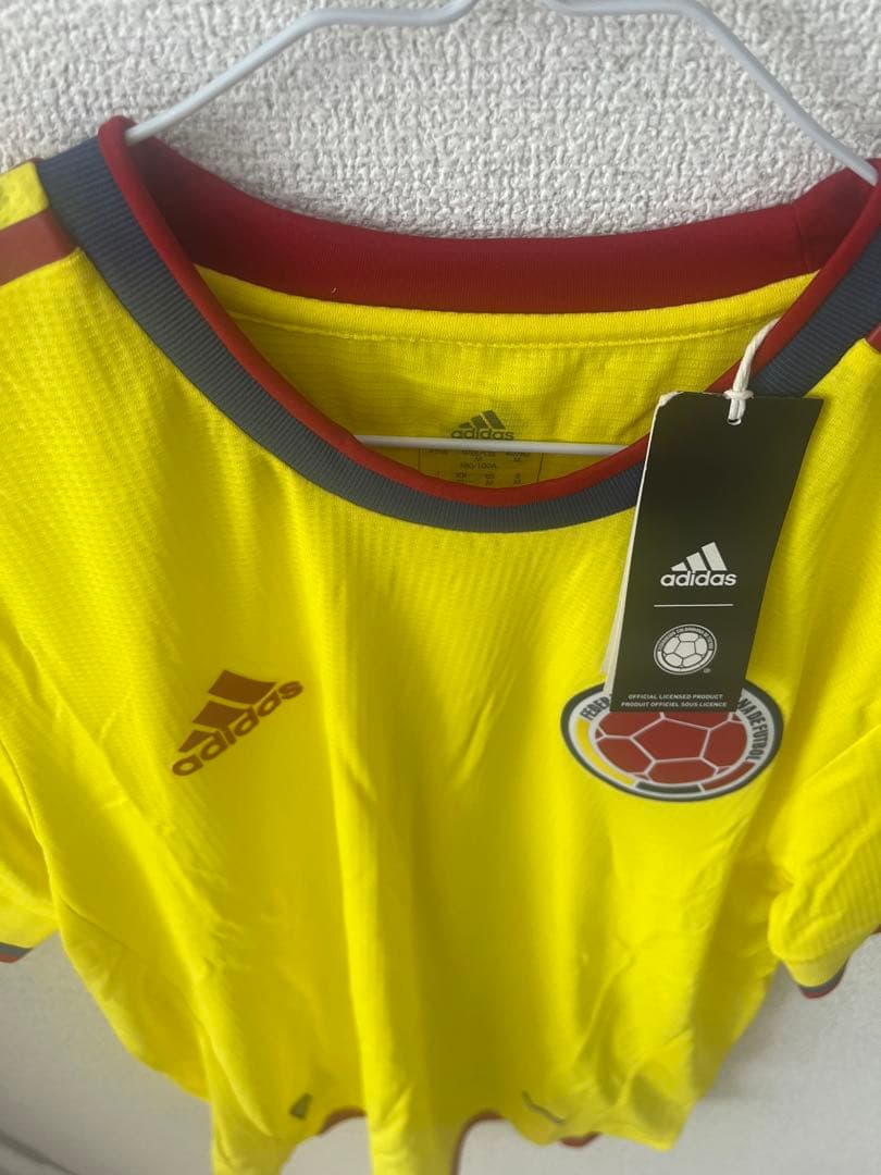 新品・未使用adidasコロンビア代表オーセンティックホームユニフォームOサイズ