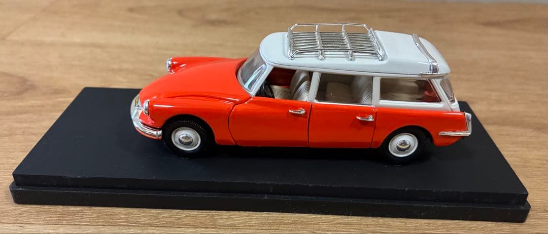 ミニカー　RIO（リオ）製 シトロエンID19 1/43 オレンジ/ホワイト