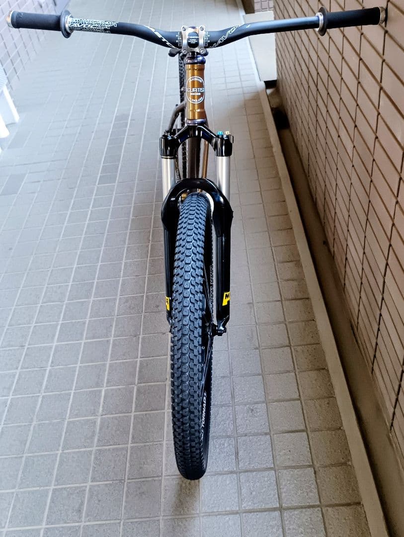 【引き取り限定】CURTIS BIKES 26\"ダートジャンプ（イングランド製）