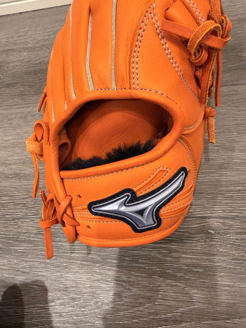 Mizuno 軟式グローブ オレンジ Professional Series