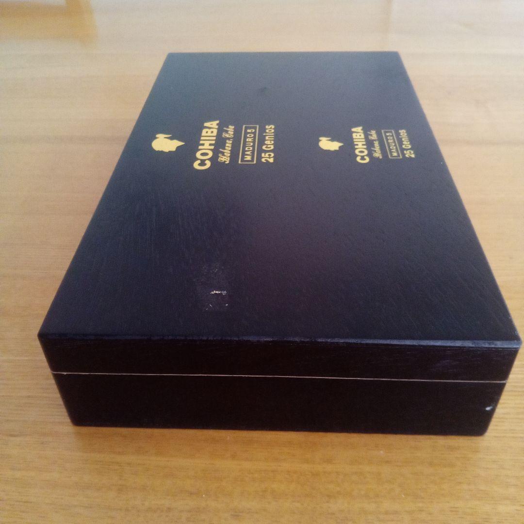 【葉巻空箱】ビックサイズ•COHIBA MADURO 5