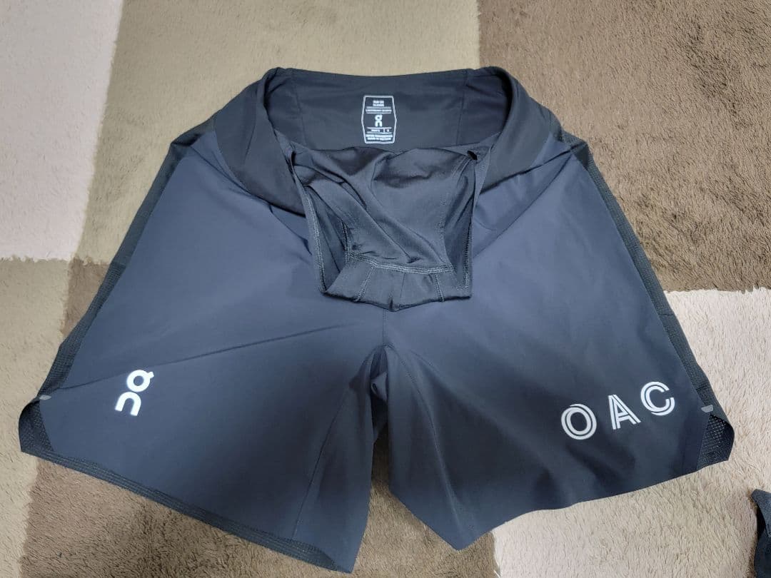On OAC ランニングウェア上下セット