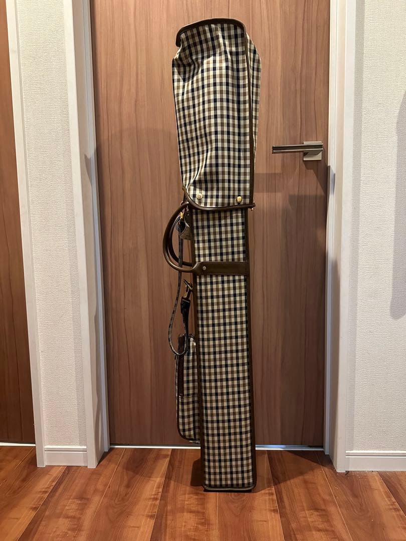※未使用、タグ付き アクアスキュータム Aquascutum ゴルフクラブケース