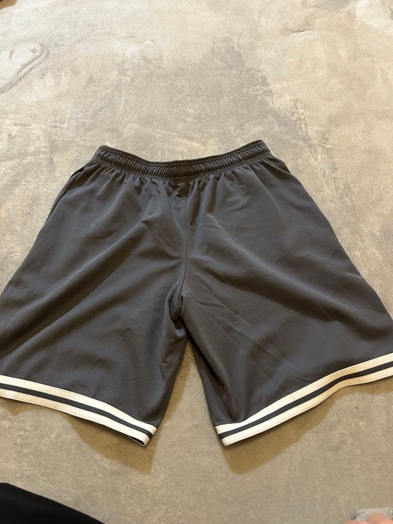 AKTRタンクトップ　バスパン　ハーフパンツ