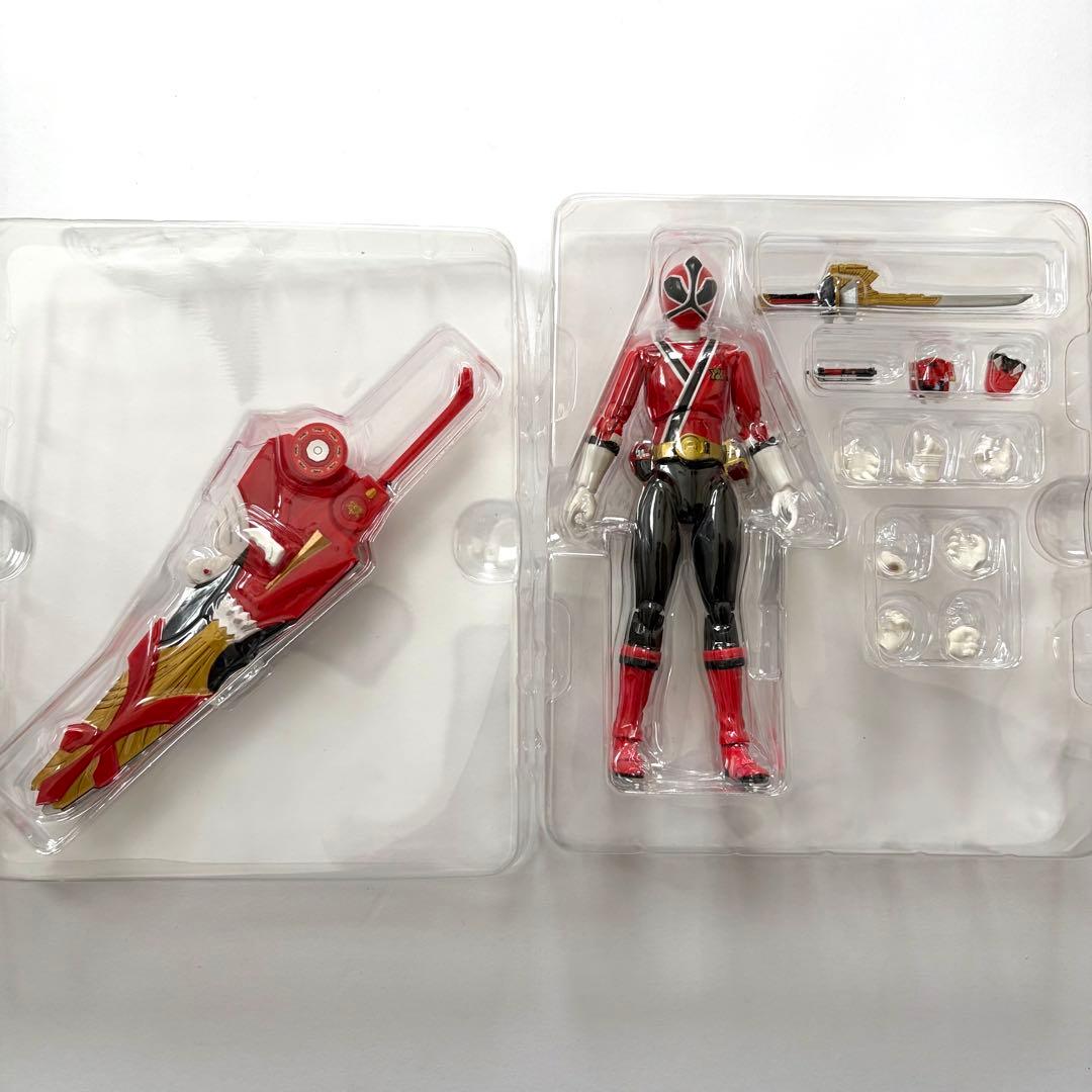 SHFiguarts フィギュアーツ　シンケンレッド 黒子