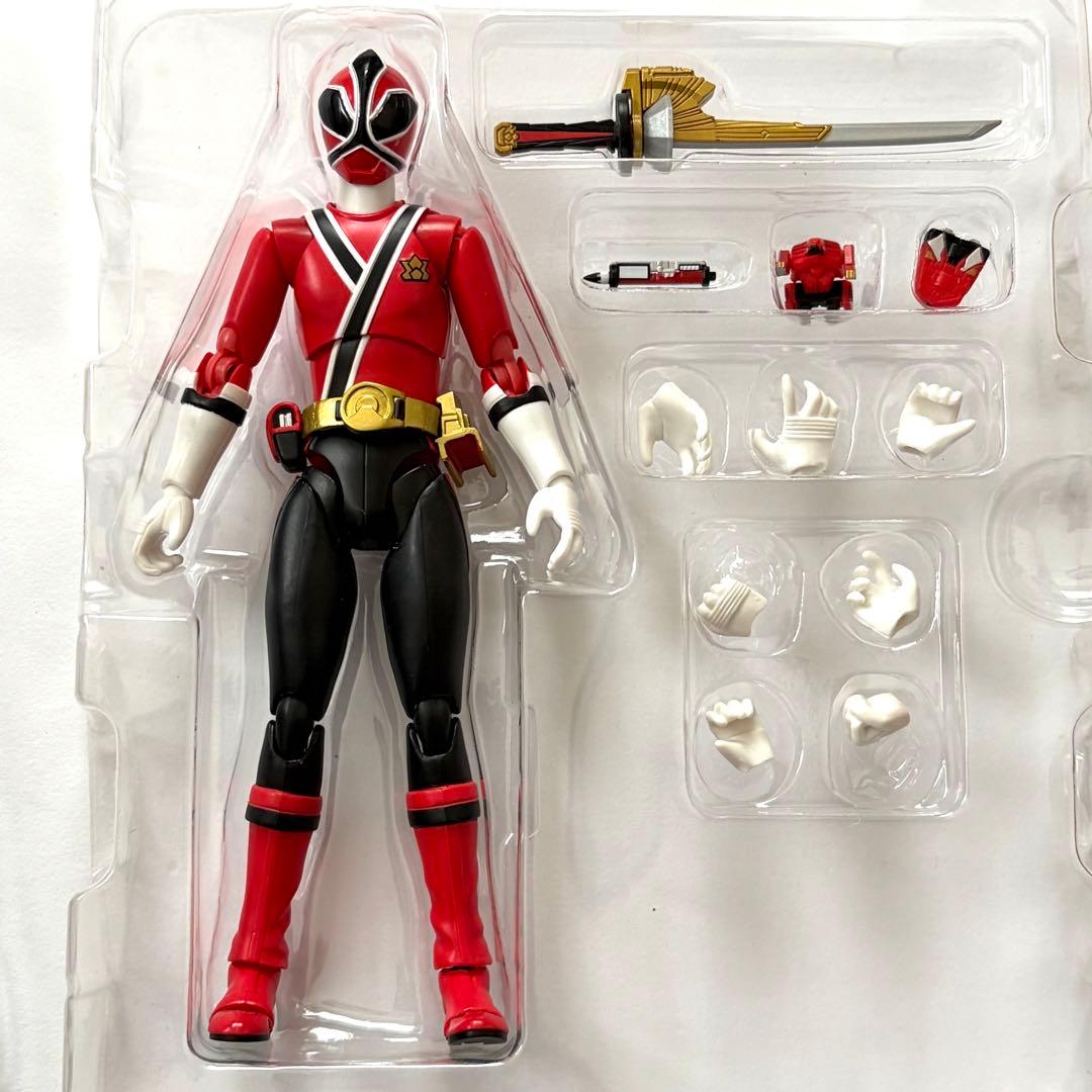 SHFiguarts フィギュアーツ　シンケンレッド 黒子